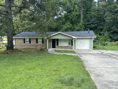 Main picture of 2226 Cleburne Pkwy
