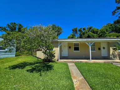 Main picture of 4 Rowland Ct