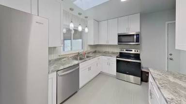 Main picture of 1308 S Jay St