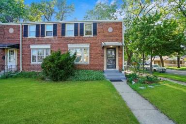 Main picture of 320 Hixon Dr SE