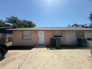 Main picture of 5811 10th Street Ct E