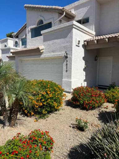 Main picture of 5620 E Kelton Ln
