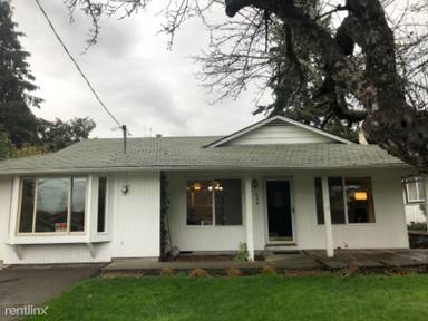Main picture of 445 7th Ave