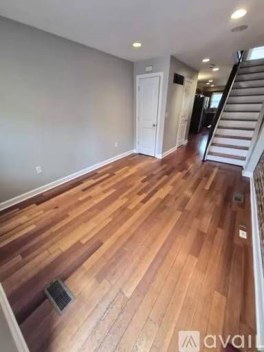 Main picture of 501 E Fort Ave