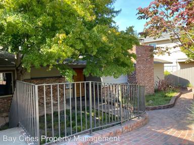 Main picture of 21 Tyson Cir