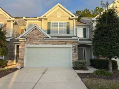 Main picture of 3939 Lionheart Dr