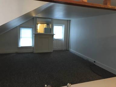 Main picture of 440 N High St