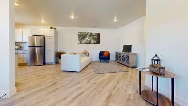 Main picture of 2926 Cribbon Ave