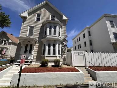 Main picture of 436 Auburn St