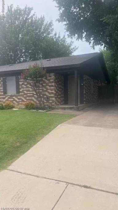 Main picture of 206 S 4th Ave