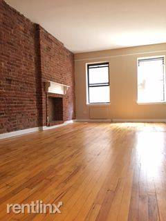 Main picture of 322 E 61st St