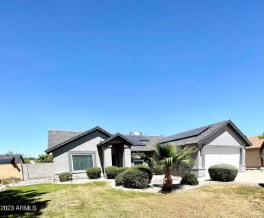 Main picture of 3612 W Elgin St