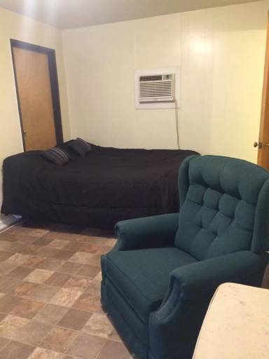 Main picture of 3031 University Ave