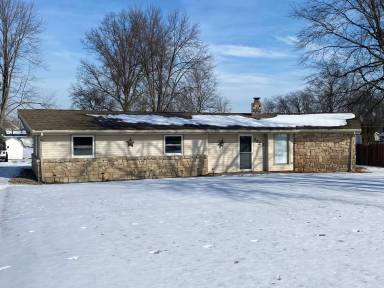 Main picture of 1127 Moeller Rd