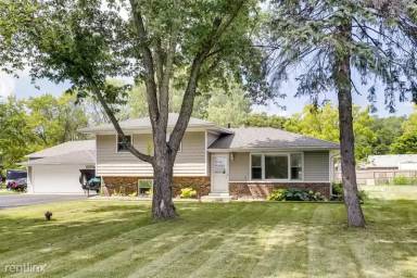 Main picture of 5S370 Radcliff Rd