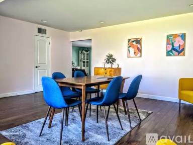 Main picture of 6532 Gross Ave