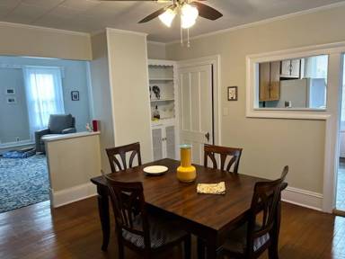 Main picture of 51 Chestnut St