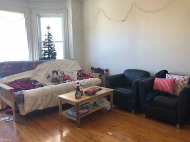 Main picture of 1572 Tremont St
