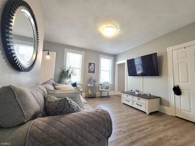 Main picture of 32 Ward St