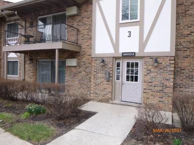 Main picture of 16W515 79th St