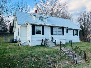 Main picture of 405 Wilson Ave
