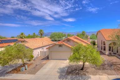 Main picture of 9649 E Briana Ln