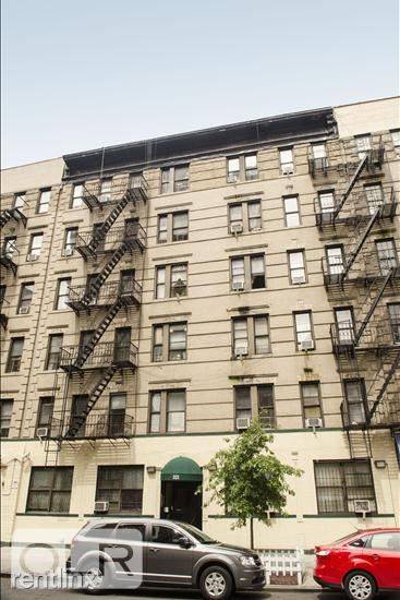 Main picture of 321 E 108th St