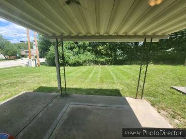 Main picture of 613 NW Fieldcrest Dr