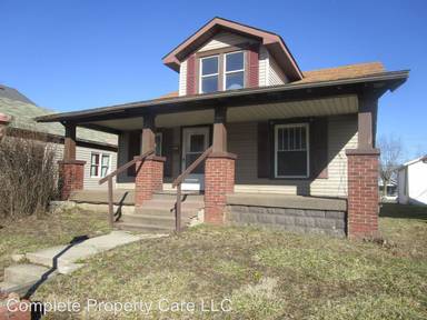 Main picture of 2406 S Walnut St