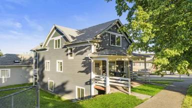 Main picture of 1619 Yakima Ave