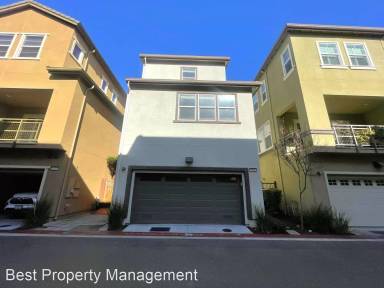 Main picture of 527 Odyssey Ln