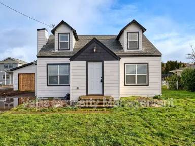 Main picture of 415 S 11th St