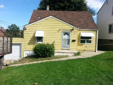 Main picture of 2125 S 46th St