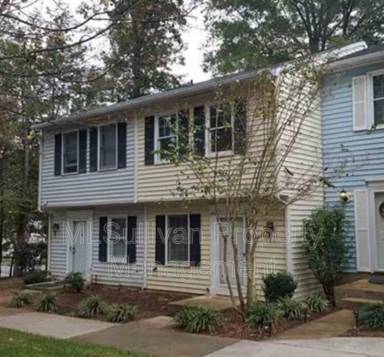 Main picture of 11 Prestwick Pl
