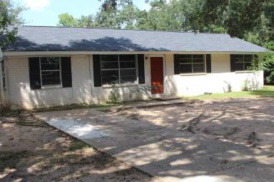 Main picture of 1719 Samford Ave