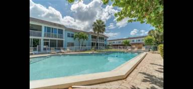 Main picture of 4307 Gulf Dr