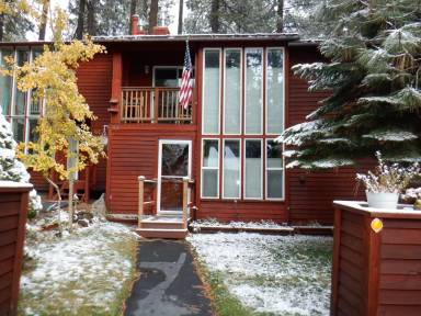 Main picture of 702 College Dr