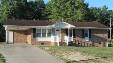 Main picture of 305 Brogden St