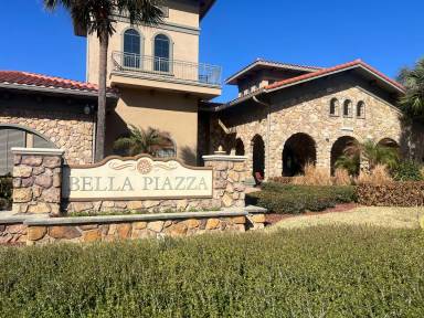 Main picture of 903 Charo Pkwy