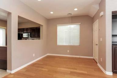 Main picture of 10735 Holmfield St