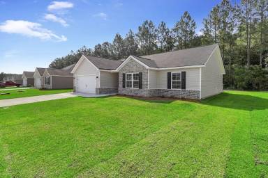 Main picture of 241 Willis Way