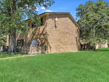 Main picture of 2403 Bosque Dr