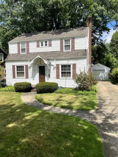 Main picture of 440 Mistletoe Ave