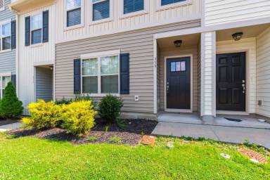 Main picture of 339 Switch St