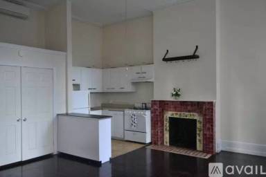 Main picture of 2027 Walnut St