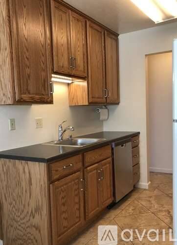 Main picture of 1440 165th Ave