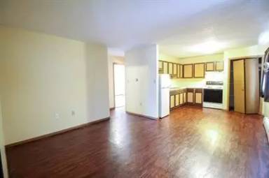 Main picture of 4620 Vasey Ave