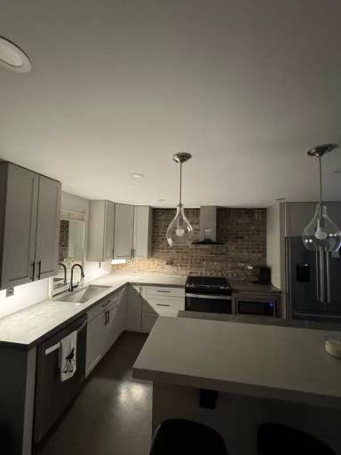 Main picture of 869 Starr Hill Rd