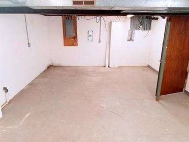 Main picture of 425 Jeffrey Ln