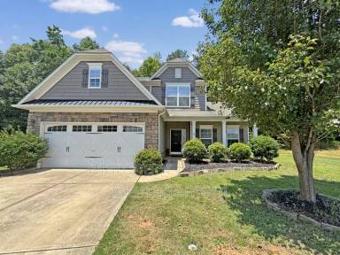 Main picture of 304 Horsepen Way